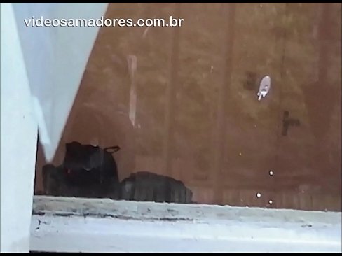 ❤️ Home cachondo mirando á súa moza con outro mozo, gravando un vídeo de carallo sen molestar á parella ☑ Porno a nós gl.psi-mass.ru